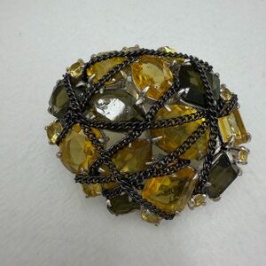 Stella & Dot Gold and Olivine Gemstone Brooch